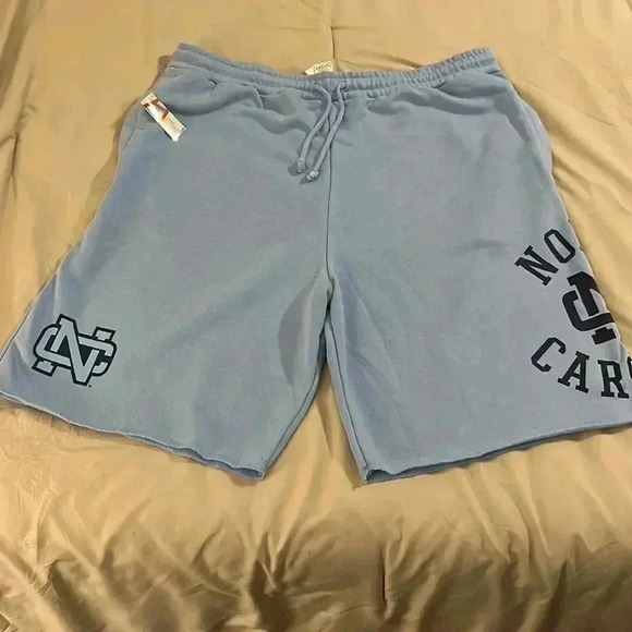 Brandnew Mitchell and Ness University of North Carolina tarhills shorts size 2XL - Picture 1 of 6